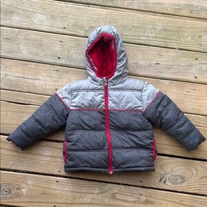 Healthtex Size 3, 3T Boy’s Red Gray Hooded Puffer Winter Coat Jacket Full Zip